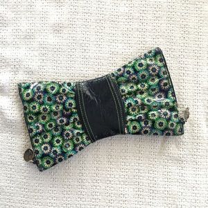 Vera Bradley Frill Double Sided Clutch Purse